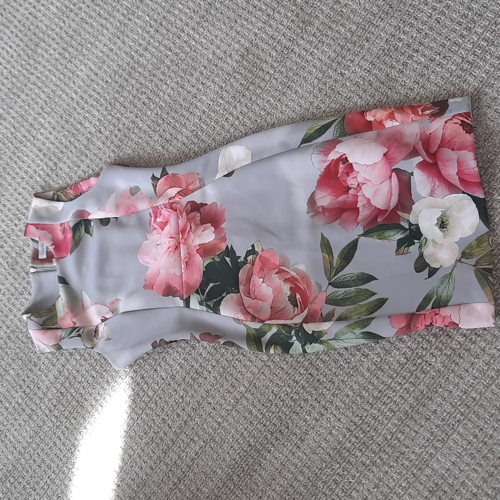 Calvin Klein Gray Floral Sheath Dress with Pink Blooms